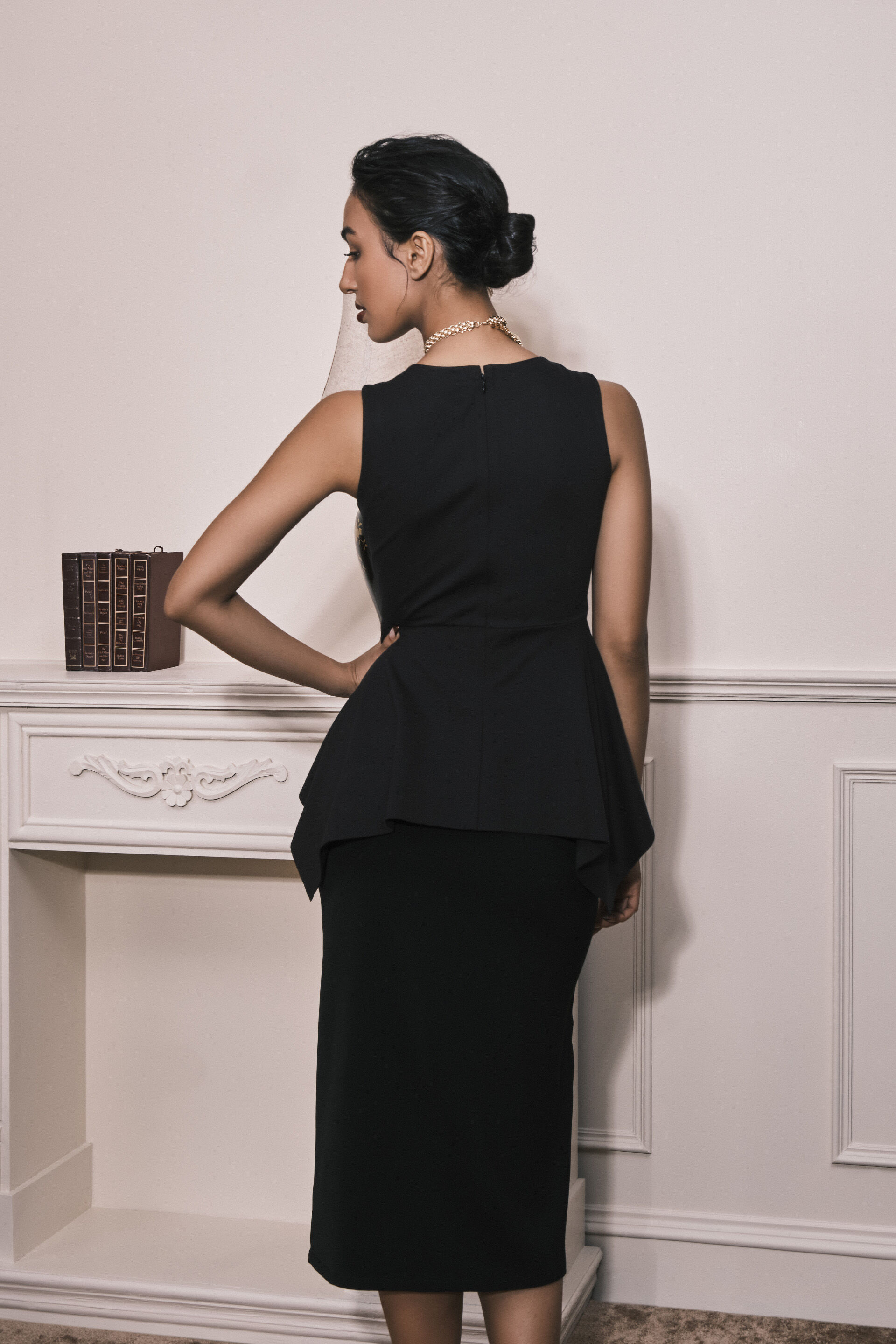 Chic Magnet Skirt, Black, image 4